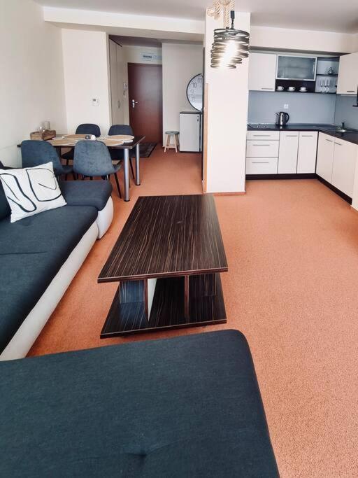 Apartment In Tatranska Strba/Near Strbske Pleso With Free Parking Exterior photo