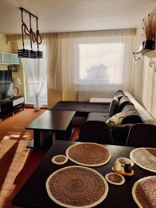 Apartment In Tatranska Strba/Near Strbske Pleso With Free Parking Exterior photo